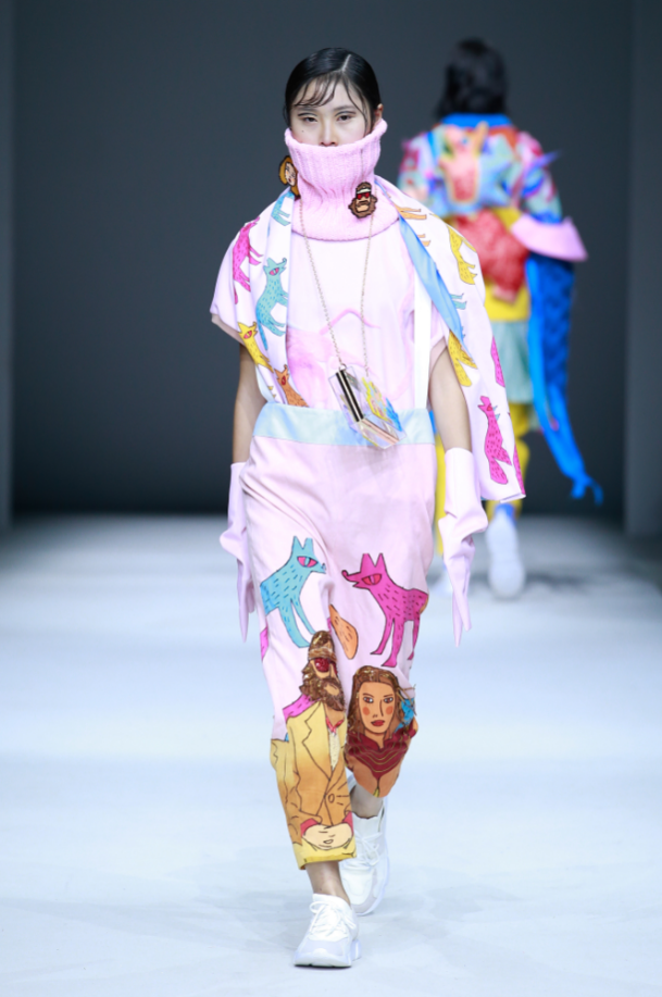 黄佳莹，作品：韦...