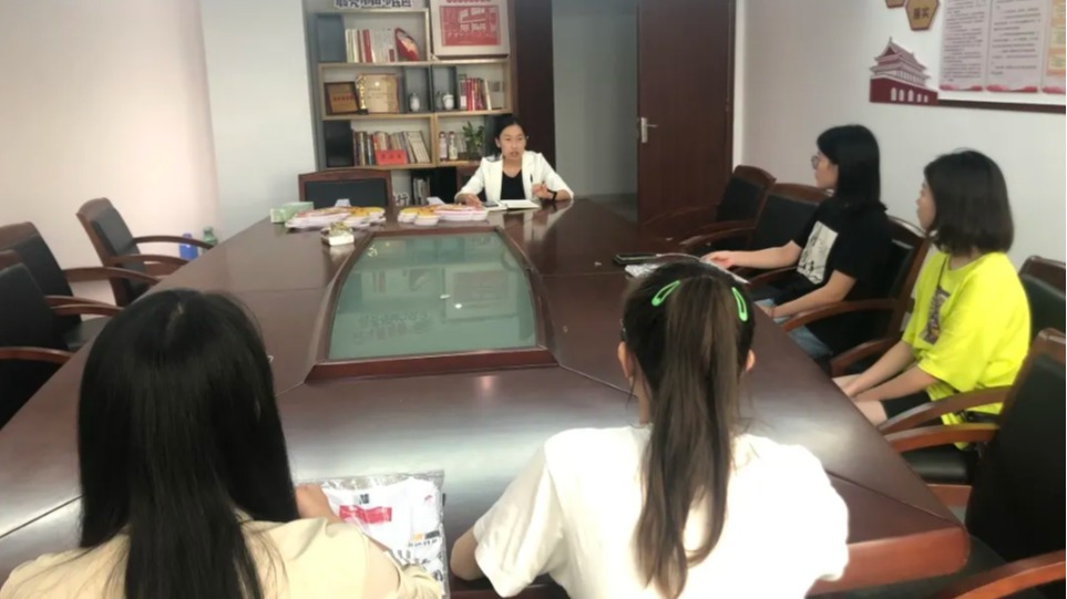 4K影视
丨富春江镇暑期社会实践调研（上）