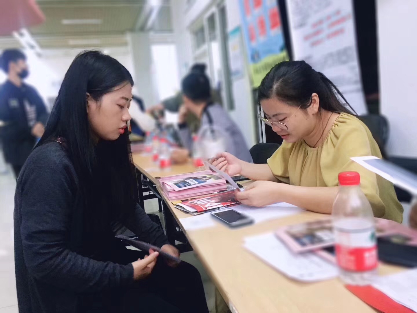 招聘会4.jpg